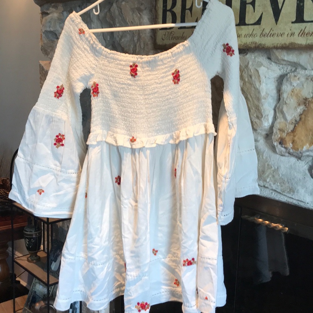 Dress and off the shoulders